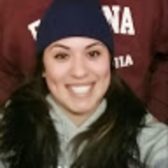 Meet your Posher, Esmeralda - Picture 1 of 1